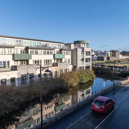 Modern Canal View Home, In City Centre, Sleeps 8 Голвей Екстер'єр фото
